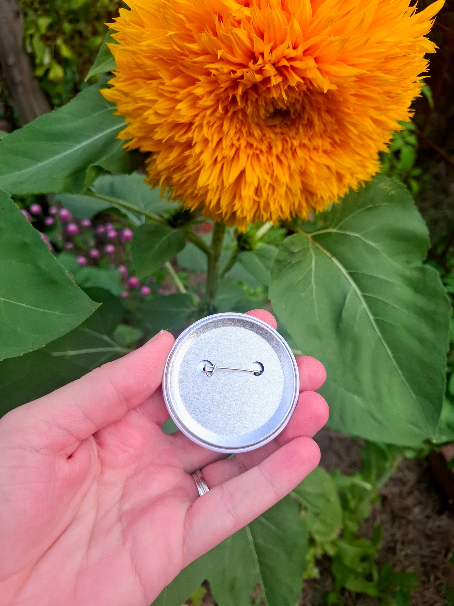 Bee kind badge