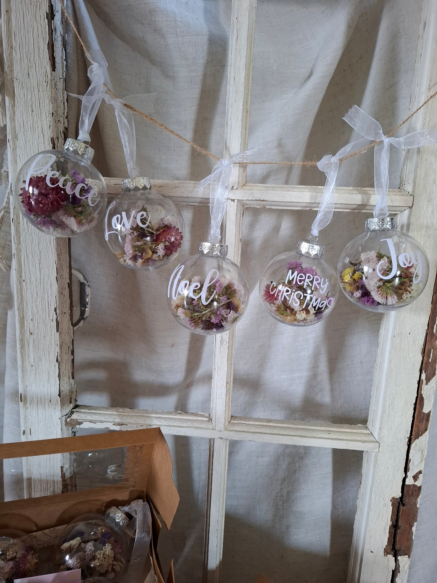 Vinyl Printed Baubles - Single