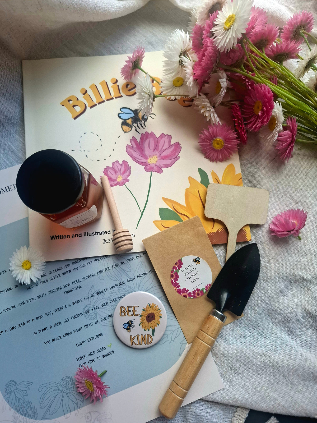 Billie Bee Discovery Box